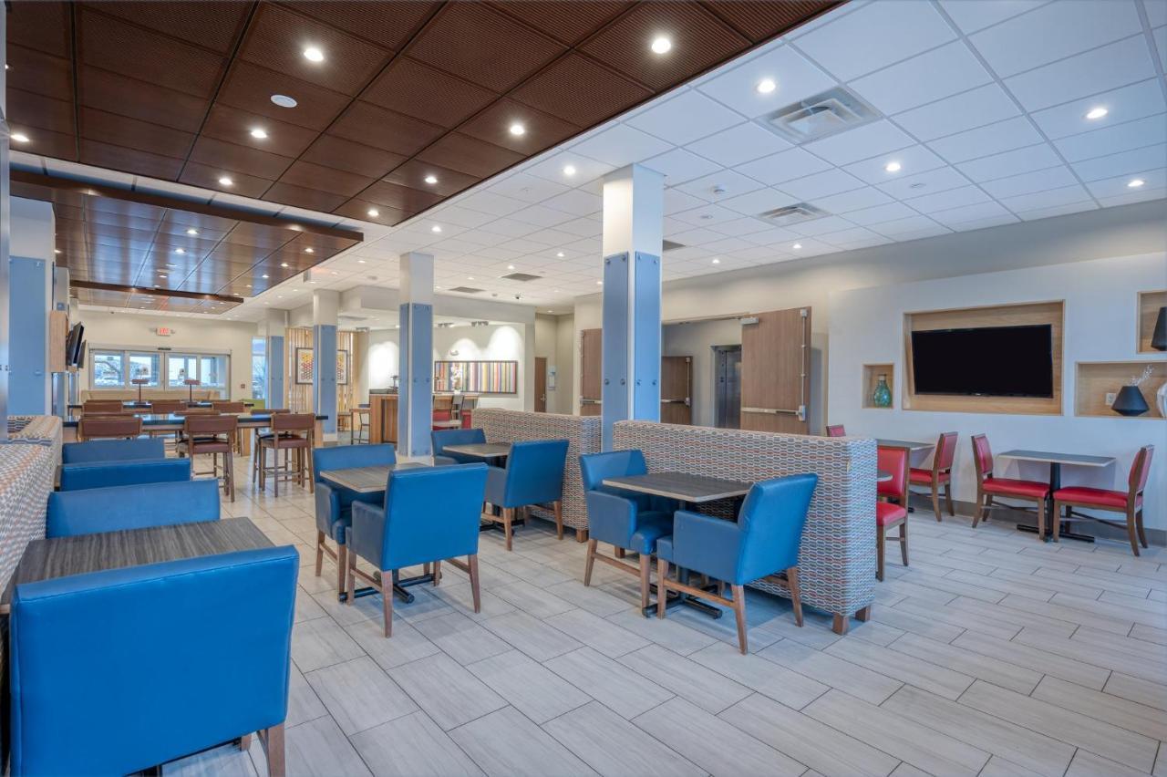 Holiday Inn Express & Suites St. Louis - Chesterfield By Ihg Εξωτερικό φωτογραφία